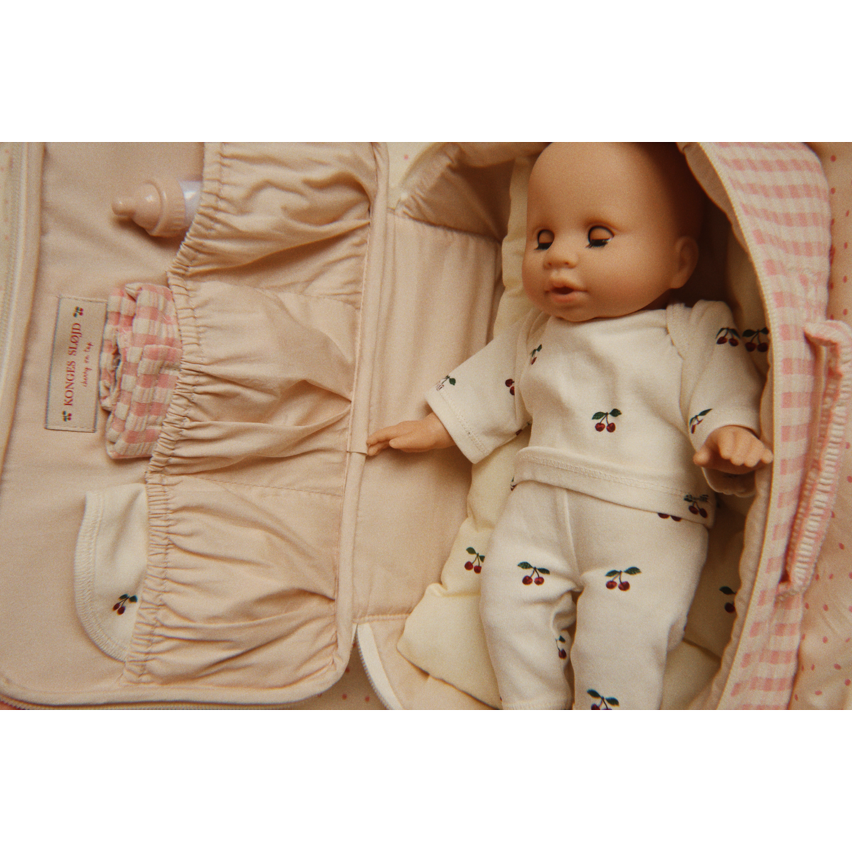 Konges Sløjd Pink Check Baby Dukke Nursery Koffert
