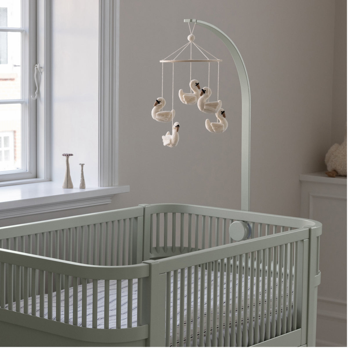 Sebra Mist Green Uro And Canopy Holder
