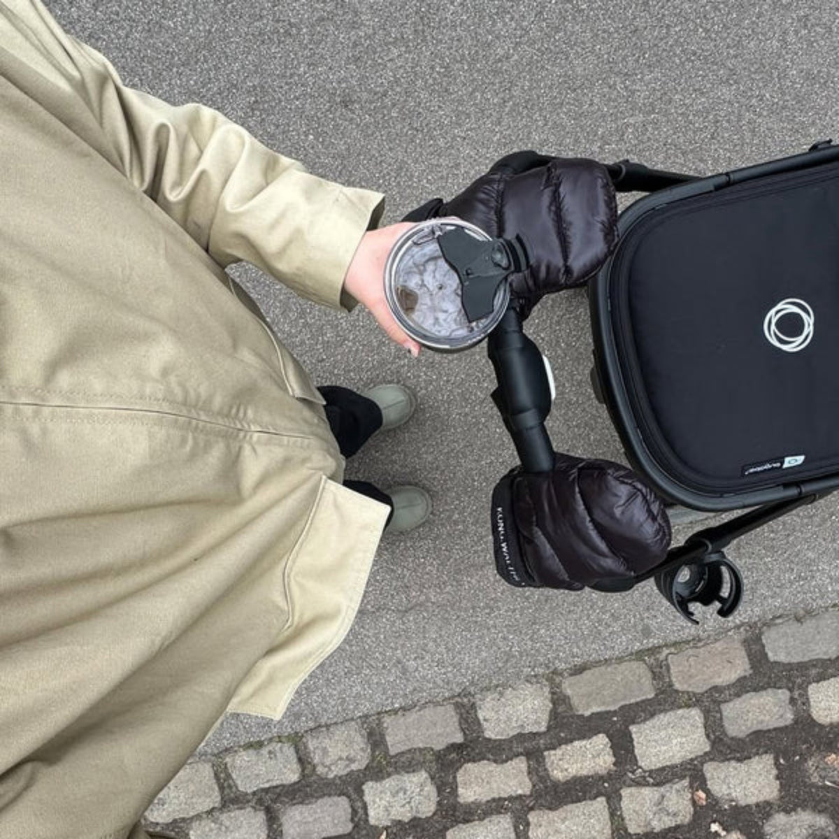 KongWalther Puffer svart Østerbro Barnevognhansker
