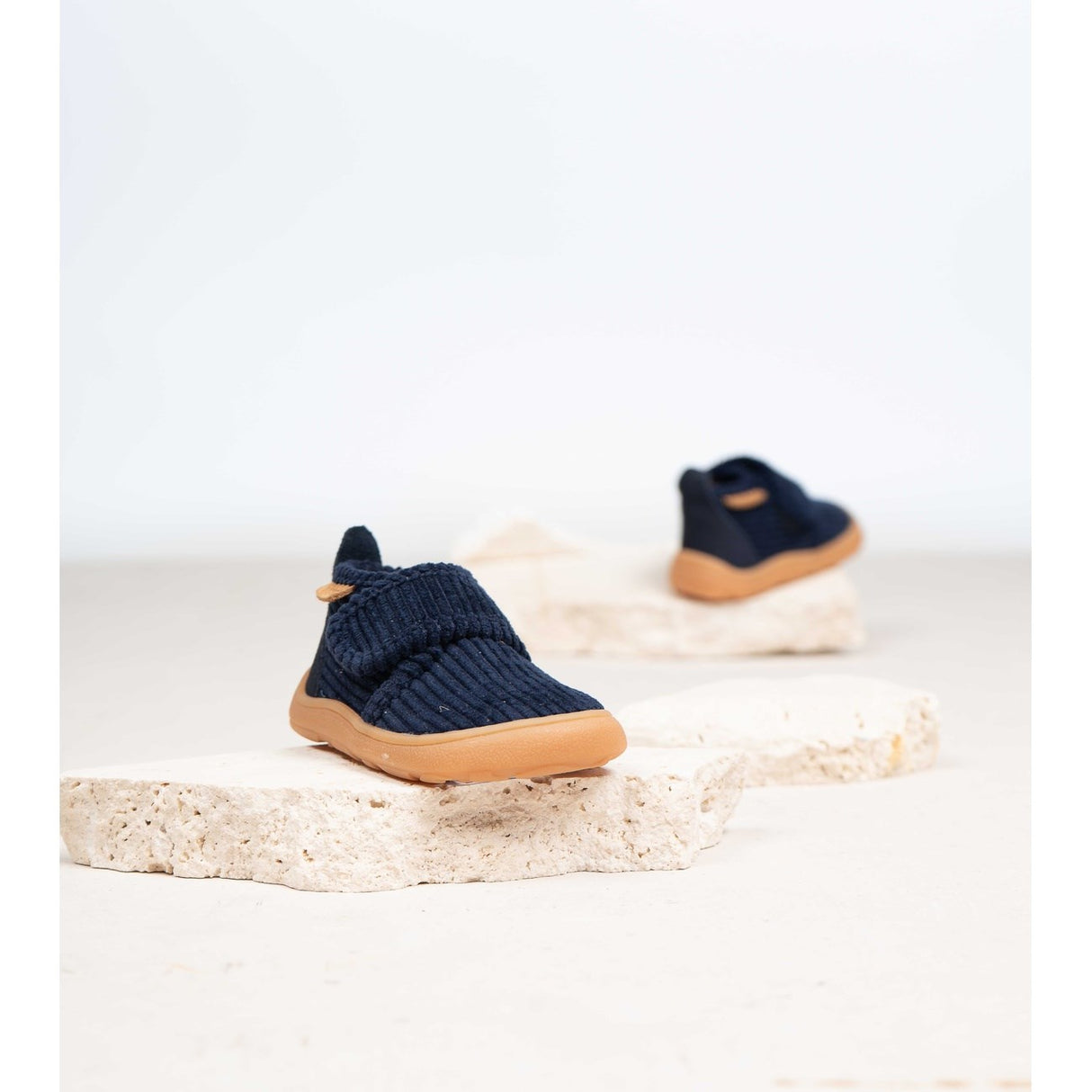 Bisgaard Navy Corduroy Barefoot Basic Home Sko