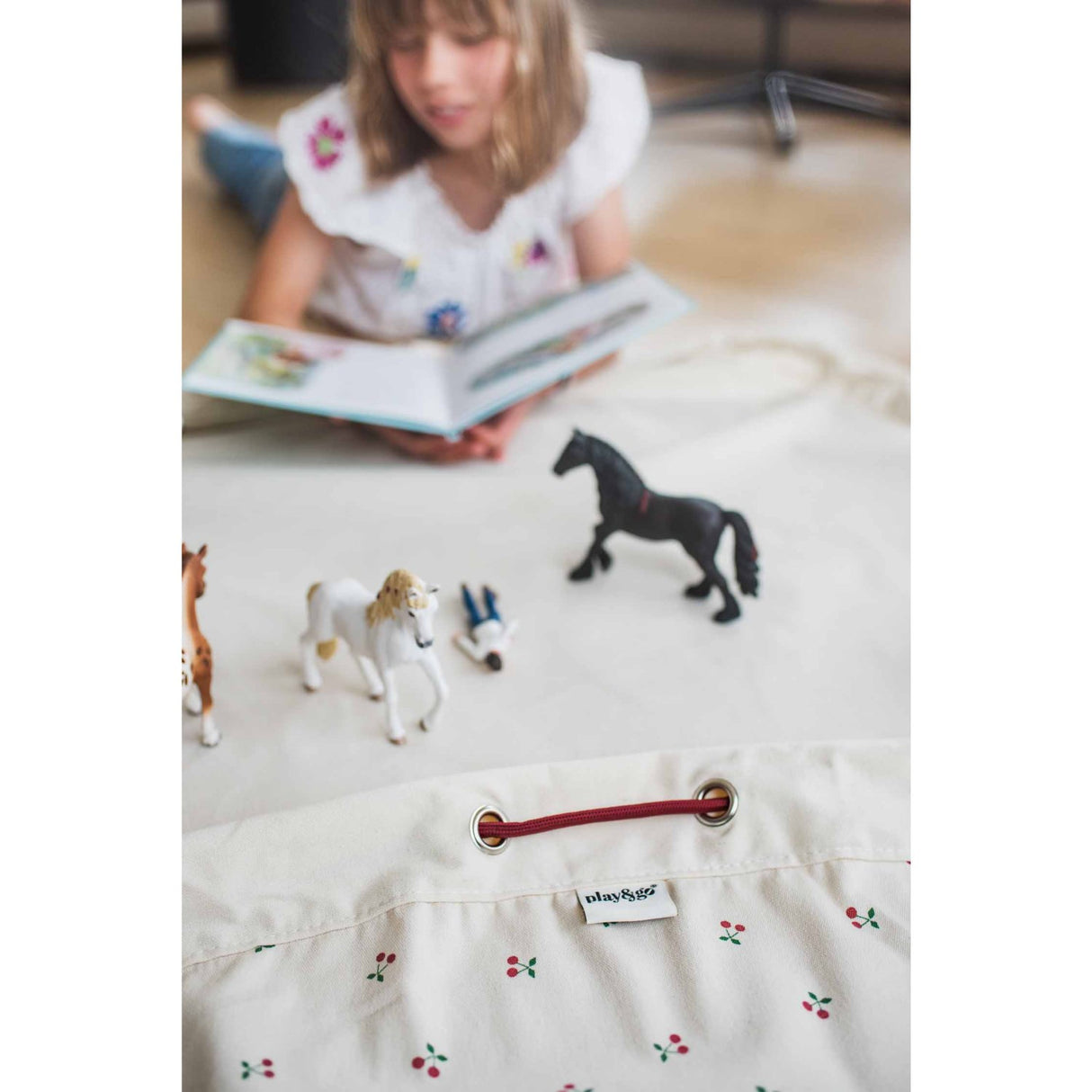 Play&Go Cherry Cherry 2-in-1 Lekteppe