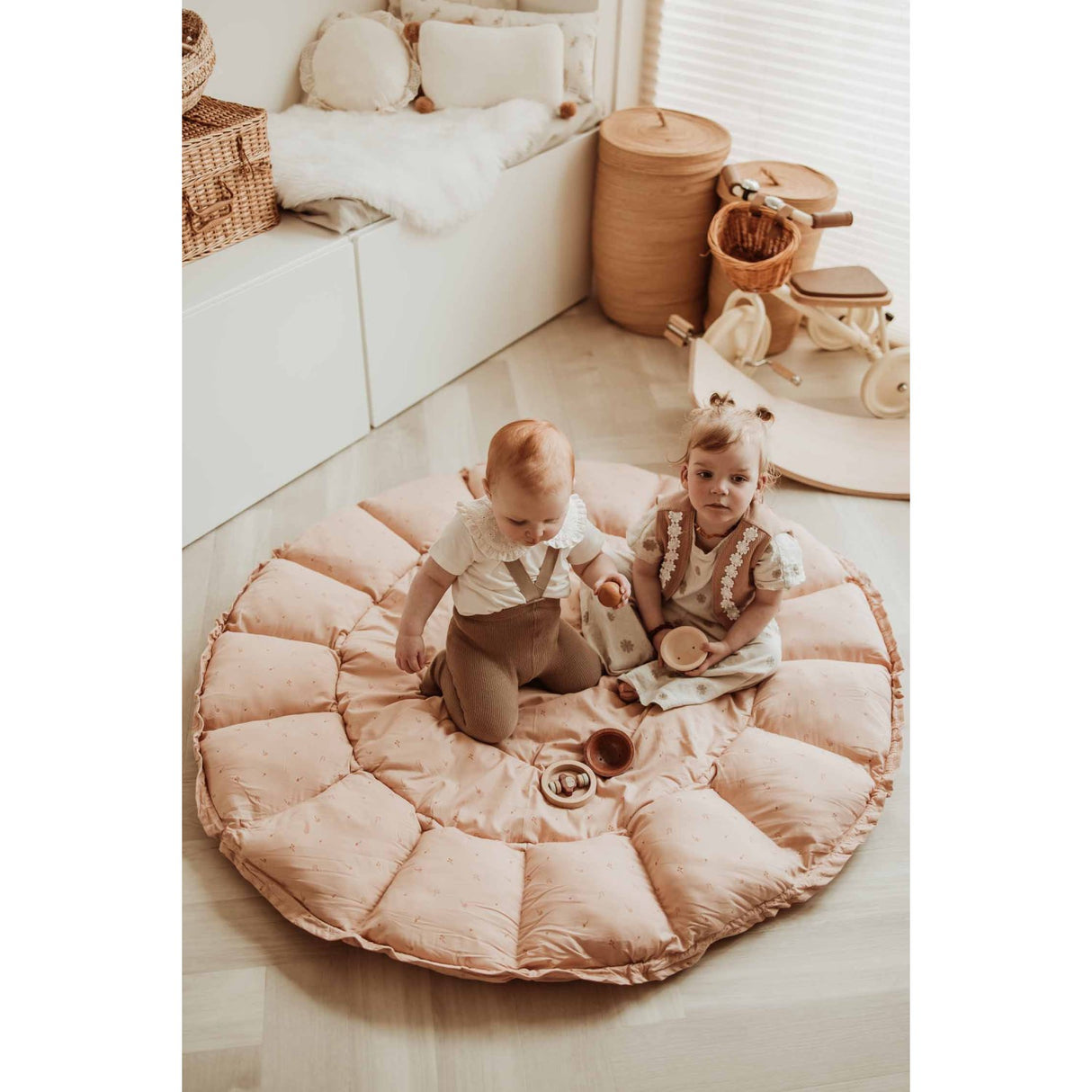 Play&Go Organic Bloom Fleuri 2-in-1 Lekteppe