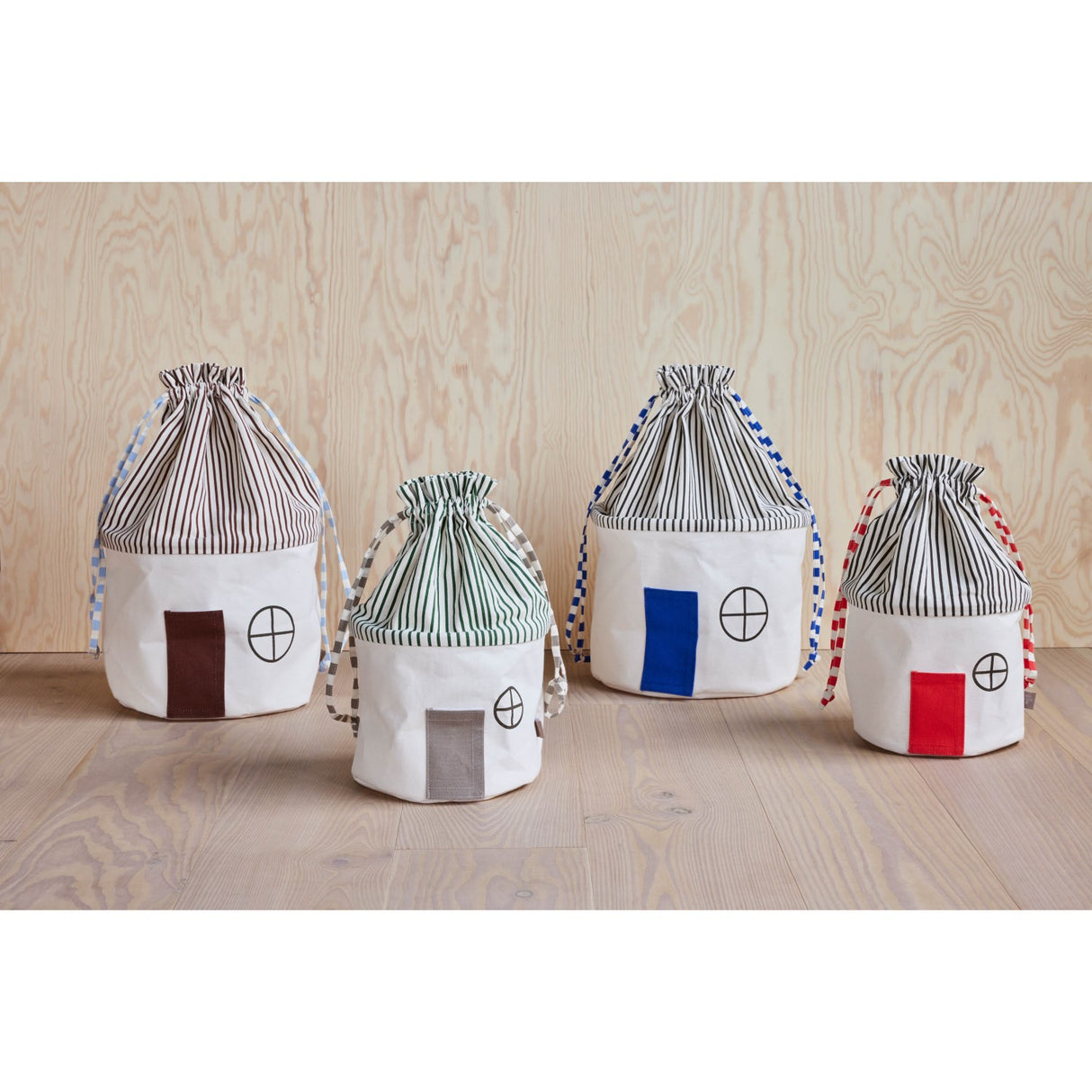 OYOY Cherry Red Koya oppbevaringskurv