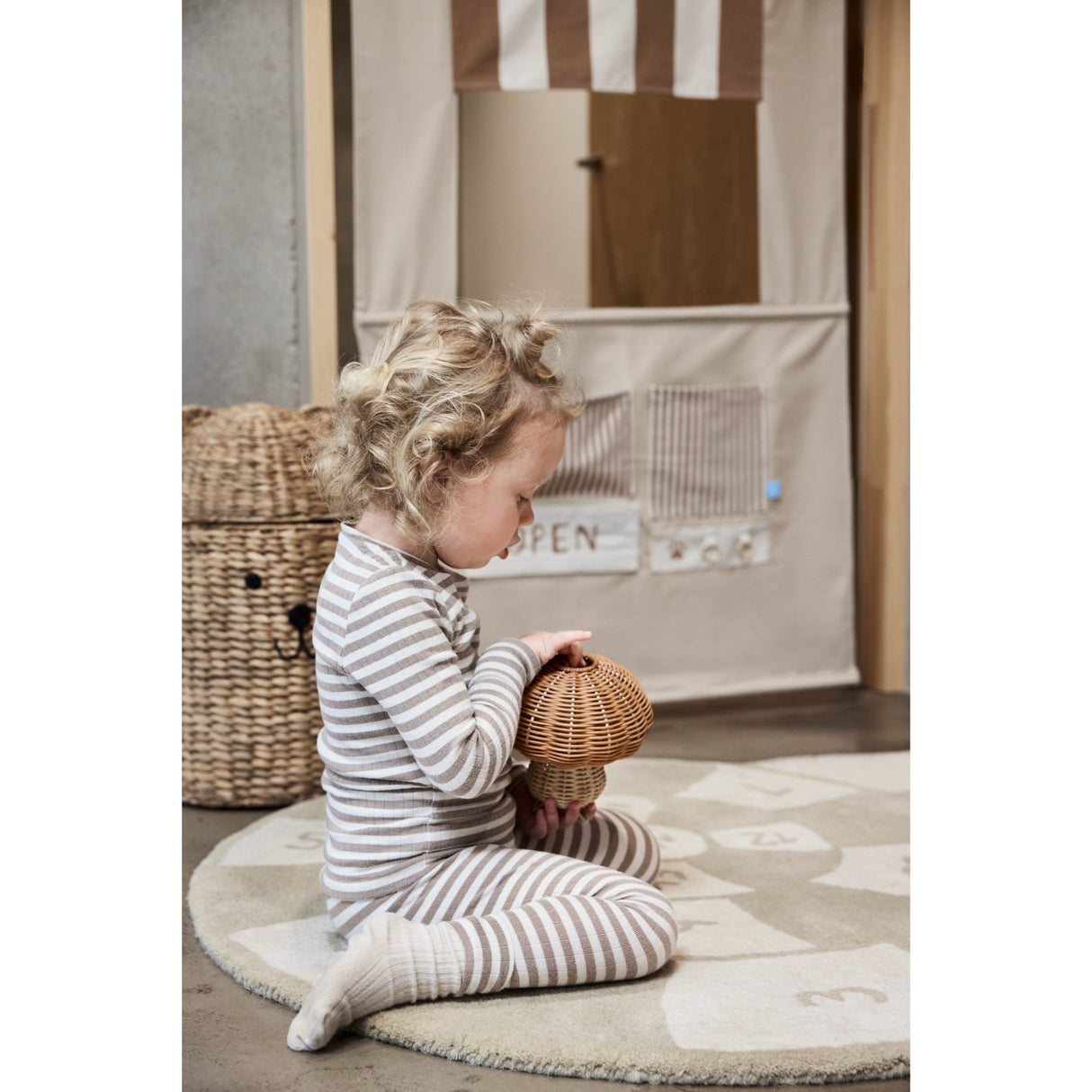 OYOY Nature Mushroom Rattan Nattlys