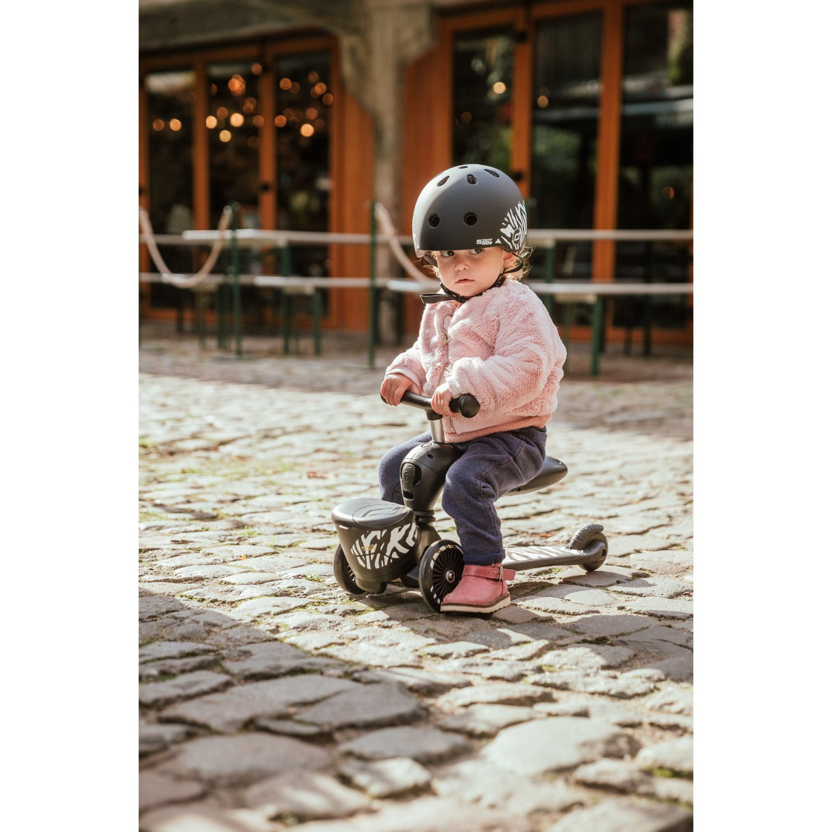 Scoot and Ride Lifestyle Sykkelhjelm Zebra