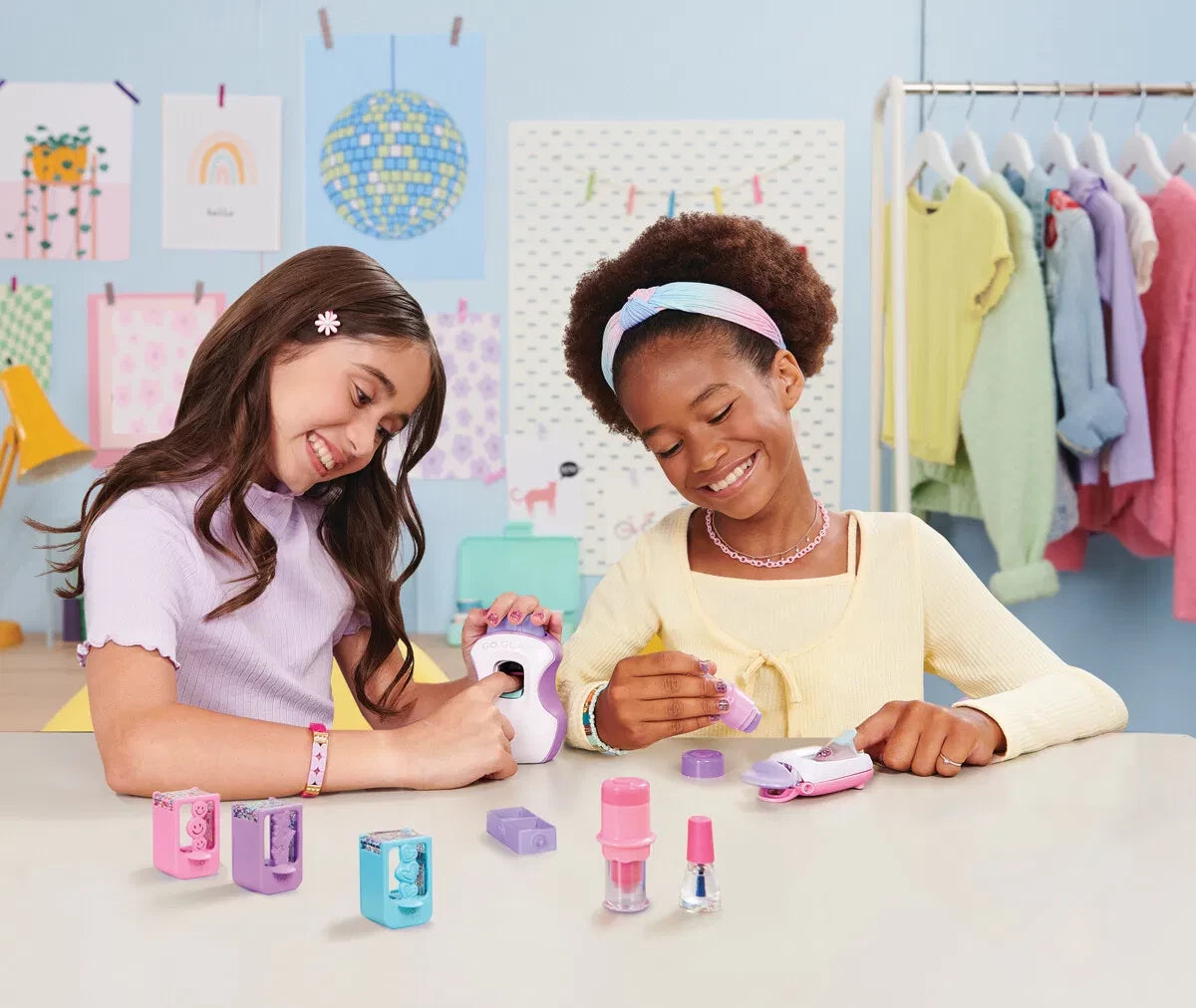 Cool Maker Go Glam Mani Mask Neglesalong