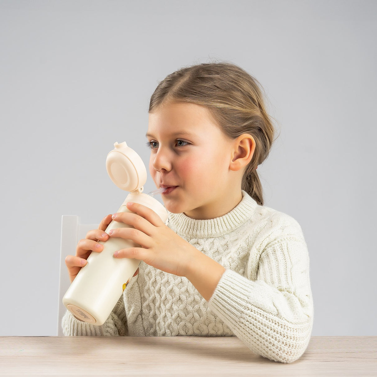 REER Drikkeflaske med sugerør - Creme