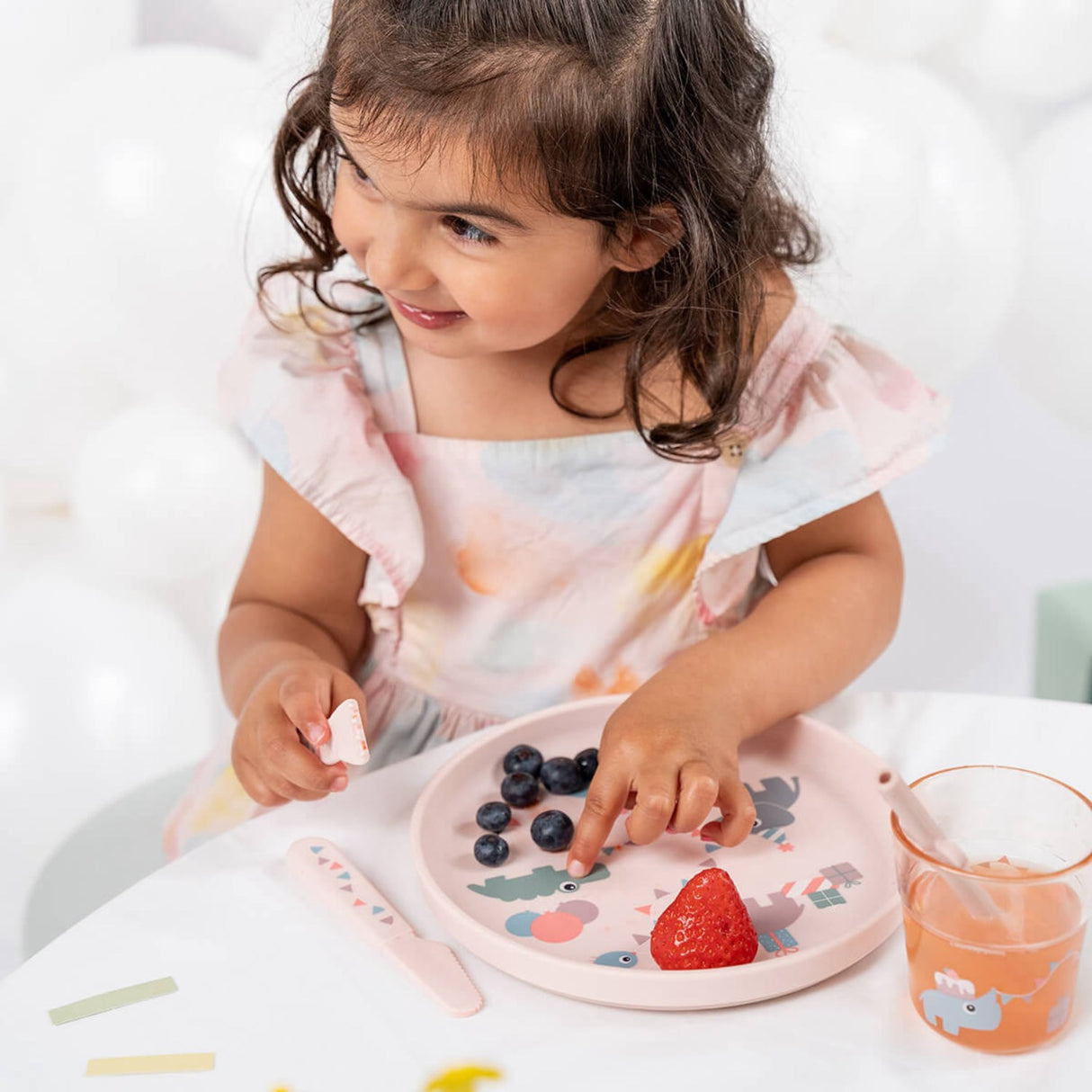 DonebyDeer Powder Foodie Spisestuesett Feiring