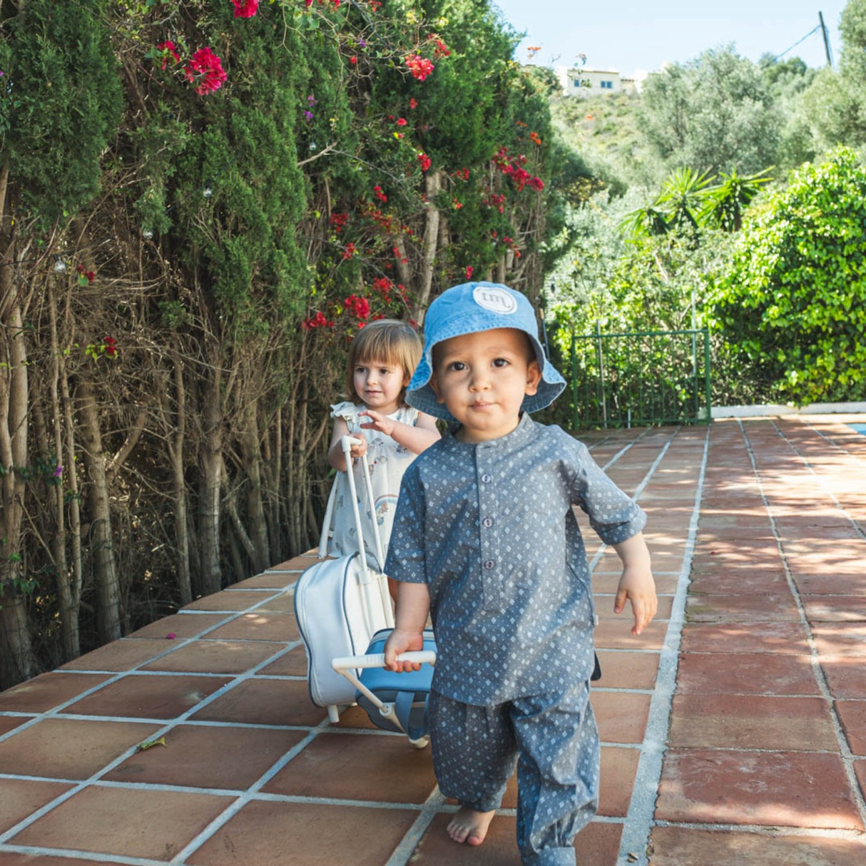 That's Mine Brilliant Blue Robbie-Bukser