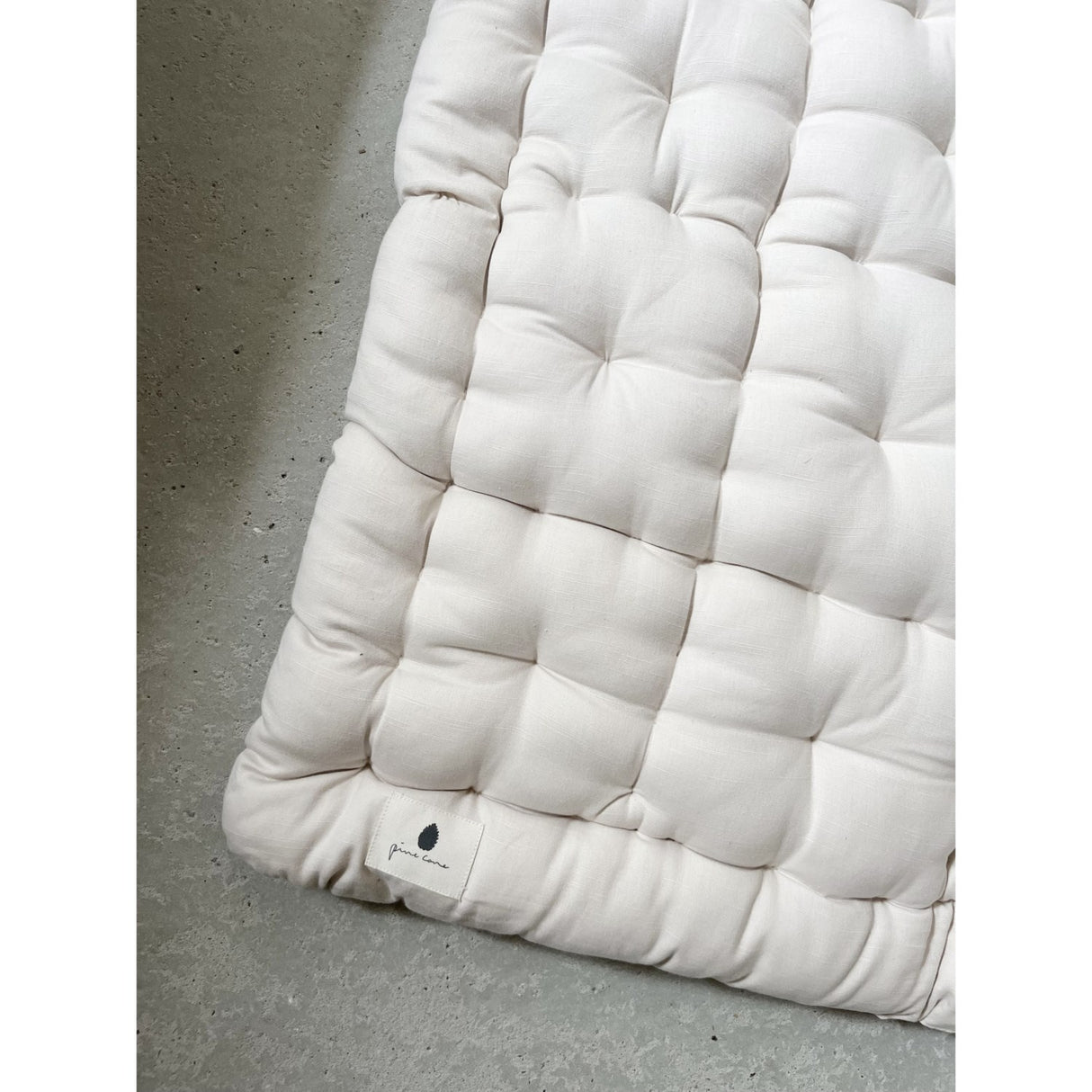 Pine Cone Natura Lekematte