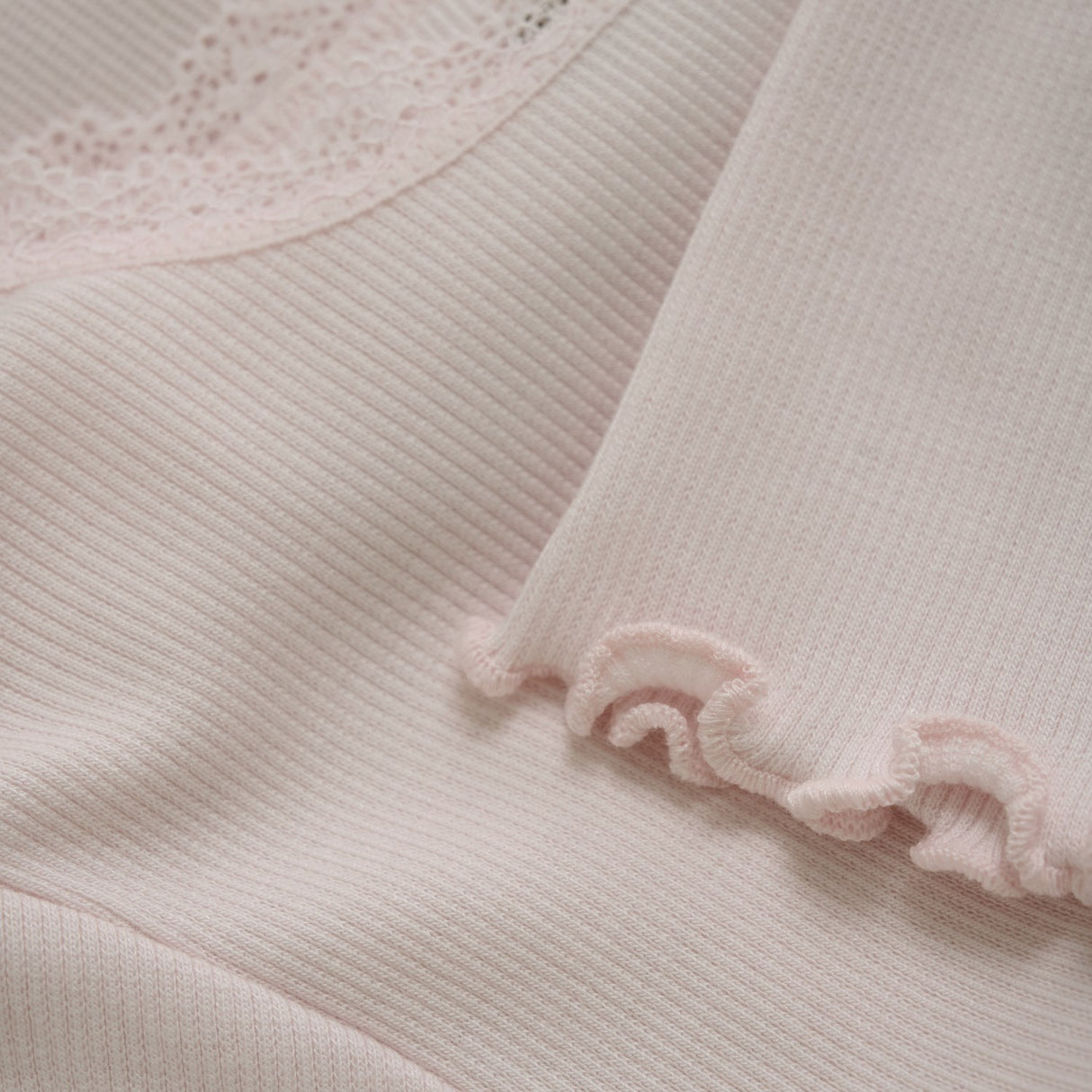 Huttelihut Sepia Rose Bluse Ribbe