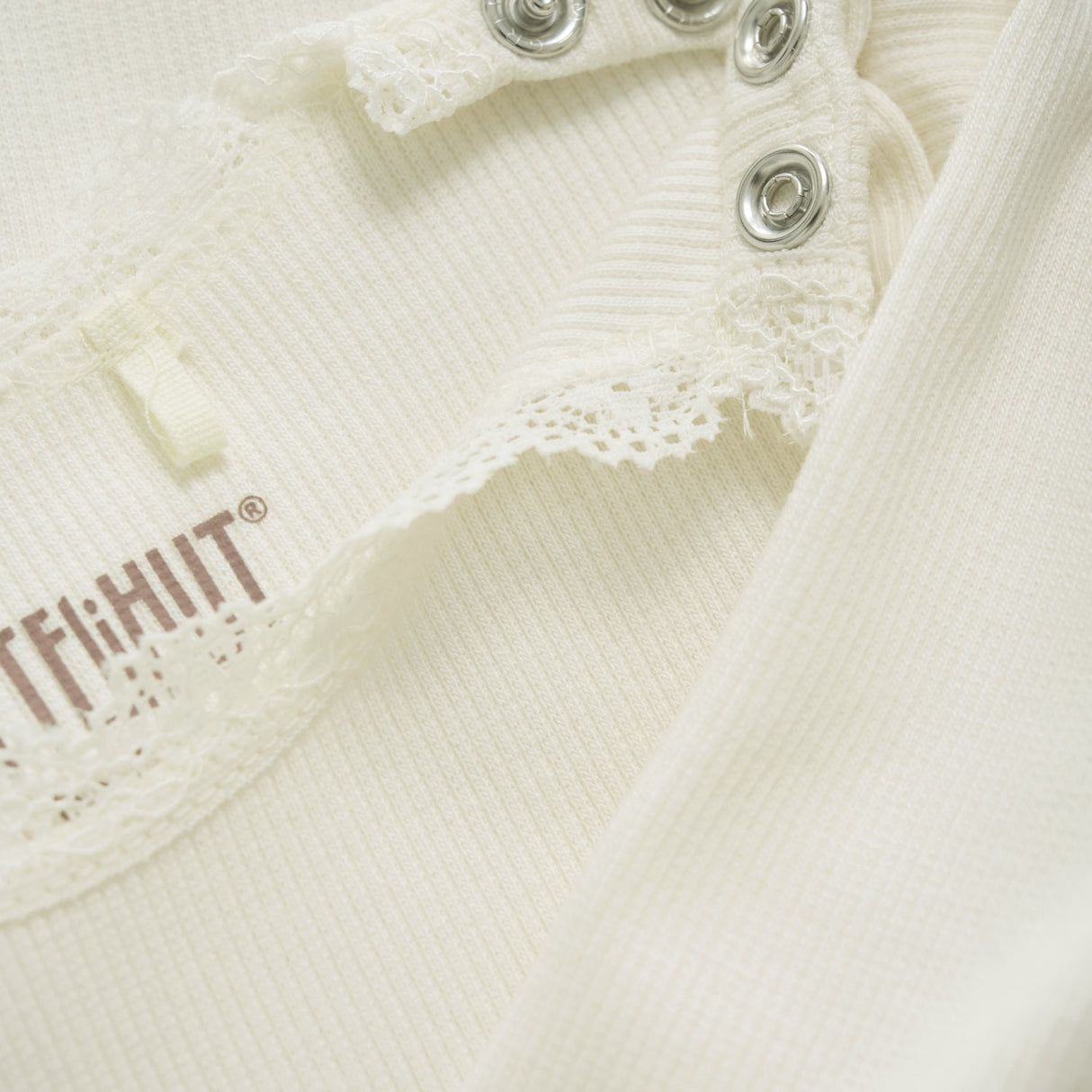 Huttelihut Antique White Body Rib