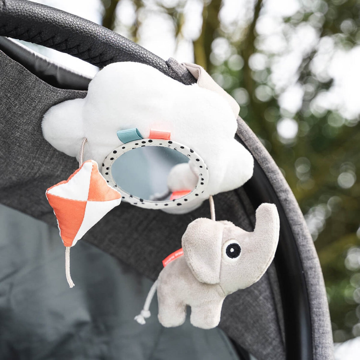 DonebyDeer Fargeblanding Barnevogn Suro Lekeplass Fargemiks