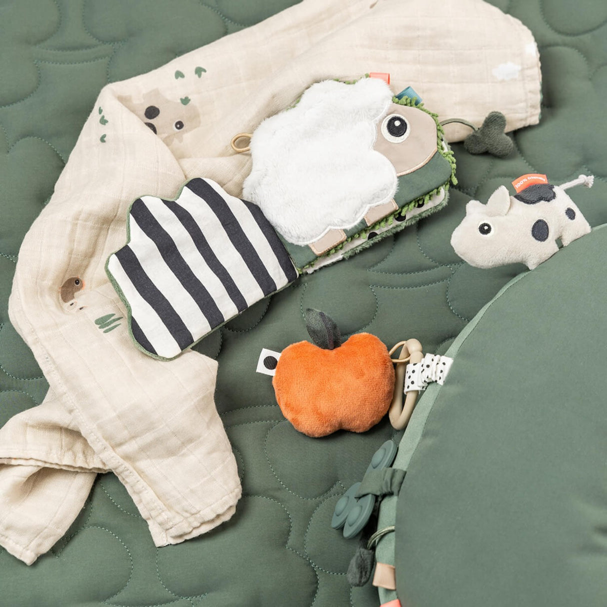 DonebyDeer Fargemiks Sensorisk Baby Aktivitetsbok Tiny Farm