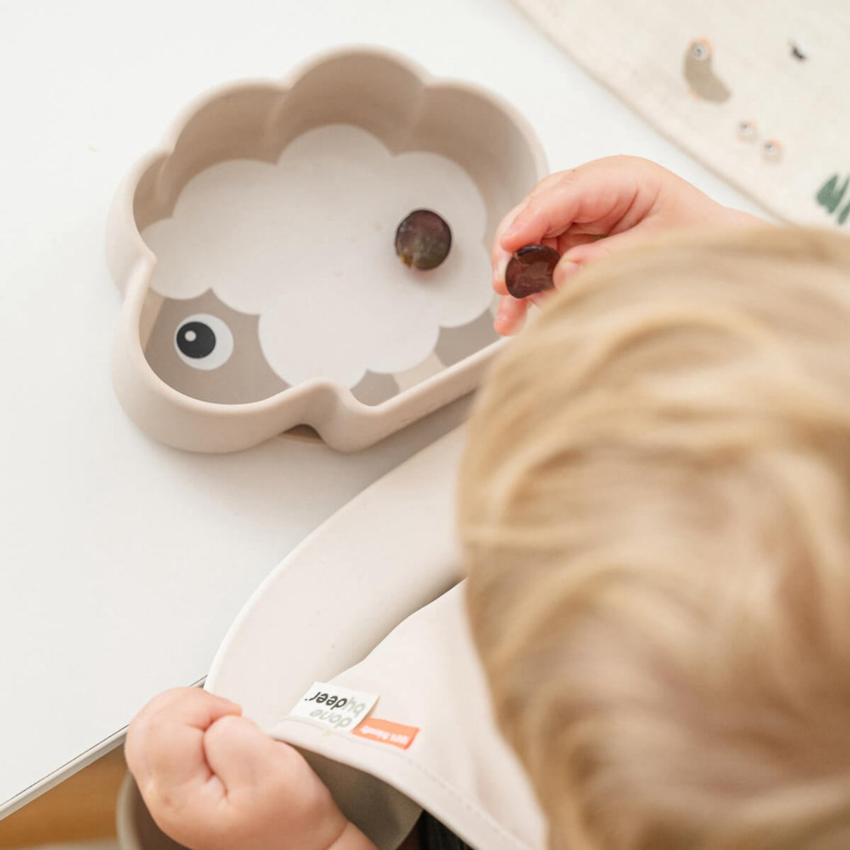 DonebyDeer Sand Silikonstift og Stagskål Saueaktig