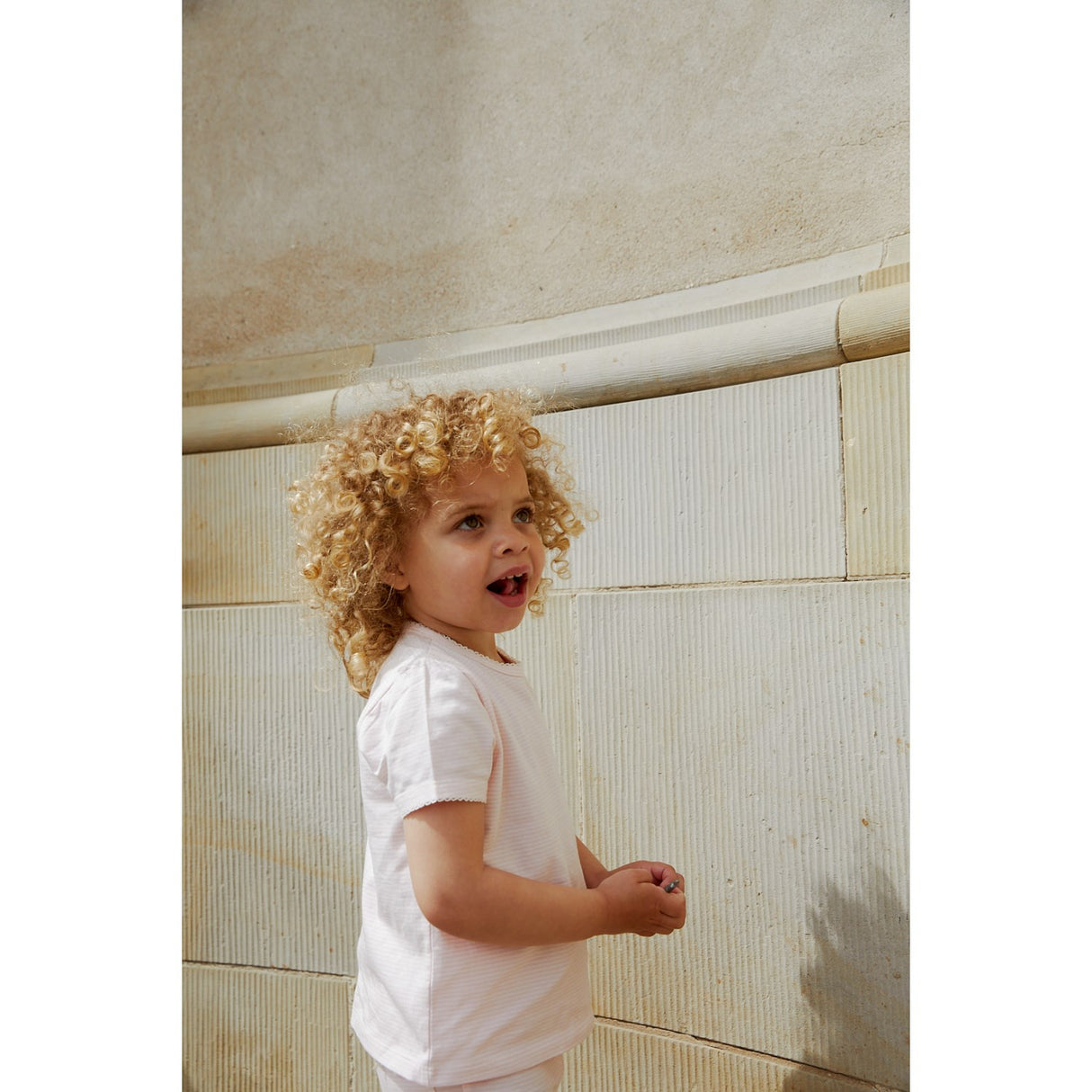 COPENHAGEN COLORS Ballerina/kremfarget stripete T-shirt