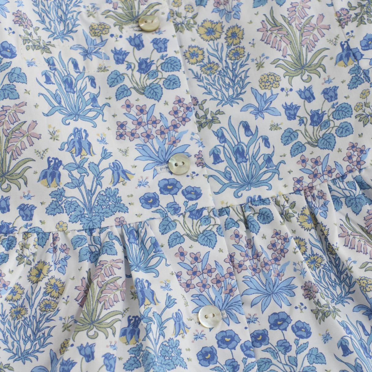 Huttelihut Soft Chambray Kjole I Liberty Stoff