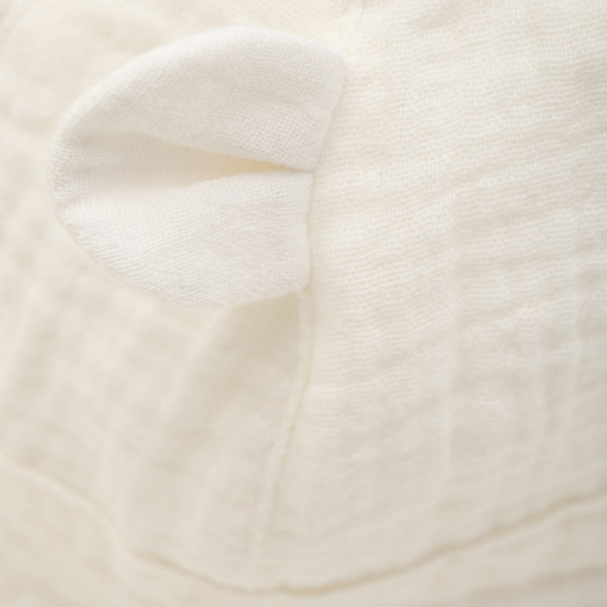 Huttelihut Antique White Summer Lue Ears Muslin