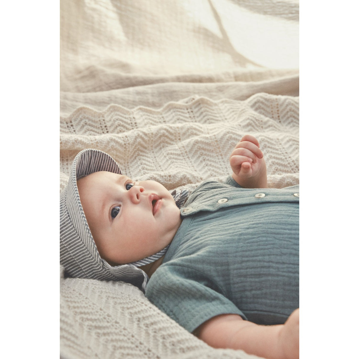 Huttelihut Desert Sage Summer Lue Woven Stripe