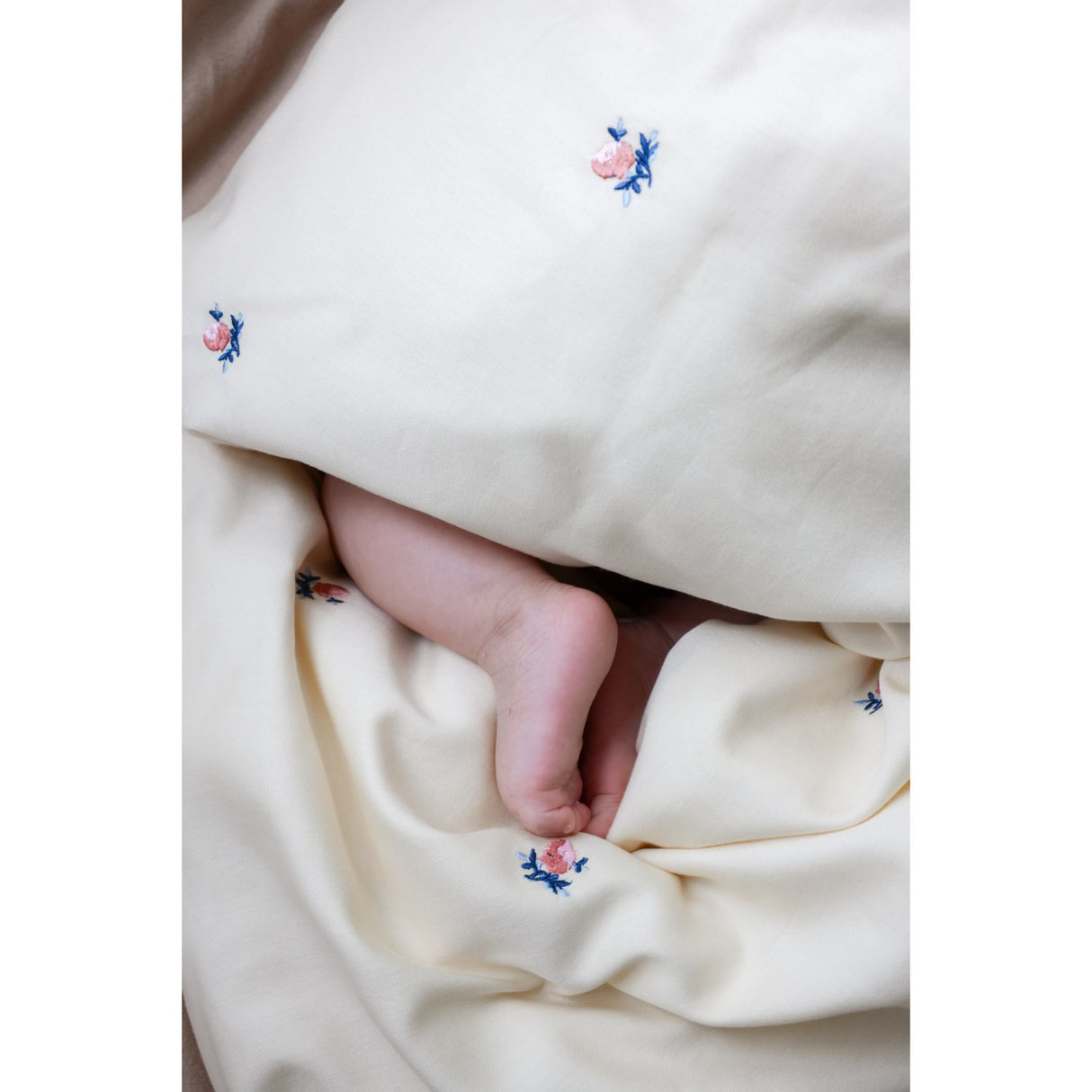 Cam Cam Copenhagen Berries Embroidered Sengetøy