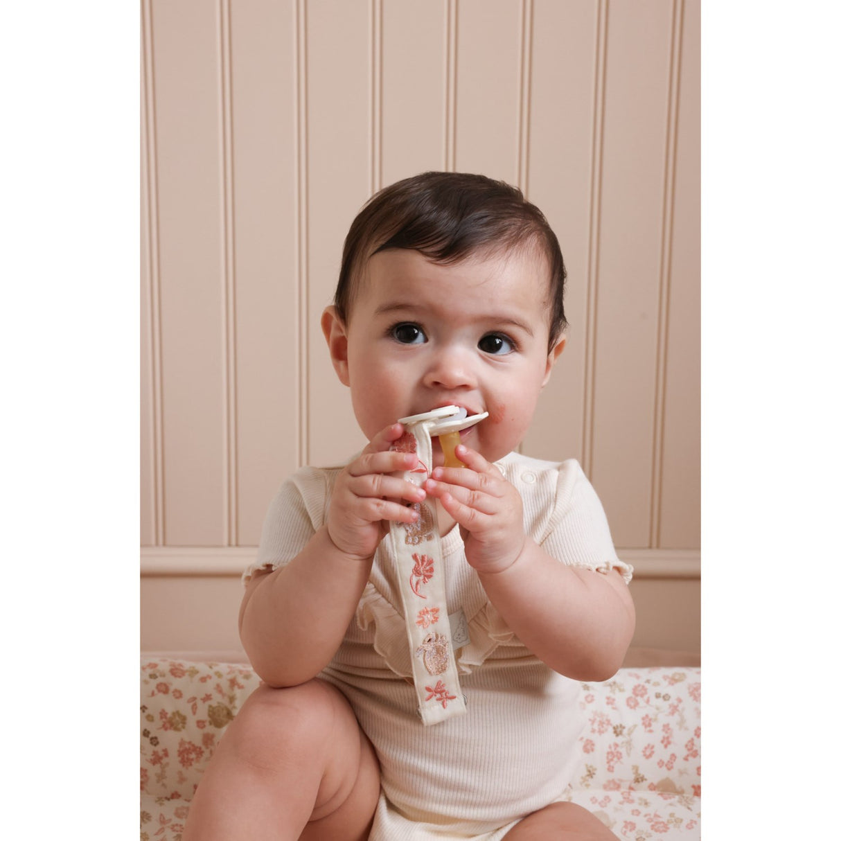 Cam Cam Copenhagen Augusta Embroidered Smokk Holder