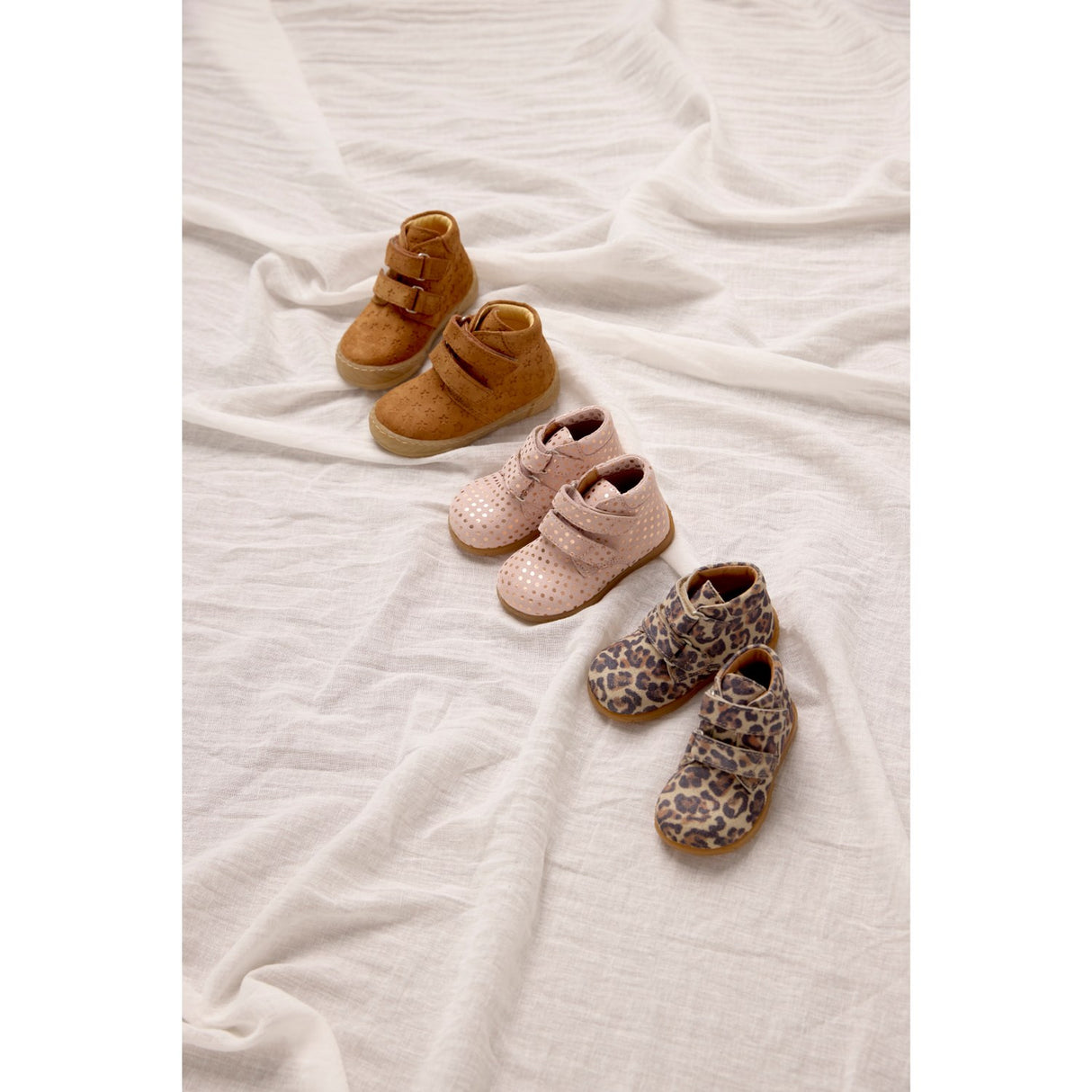 Angulus Rose Copper Dots Barnets Første Sko