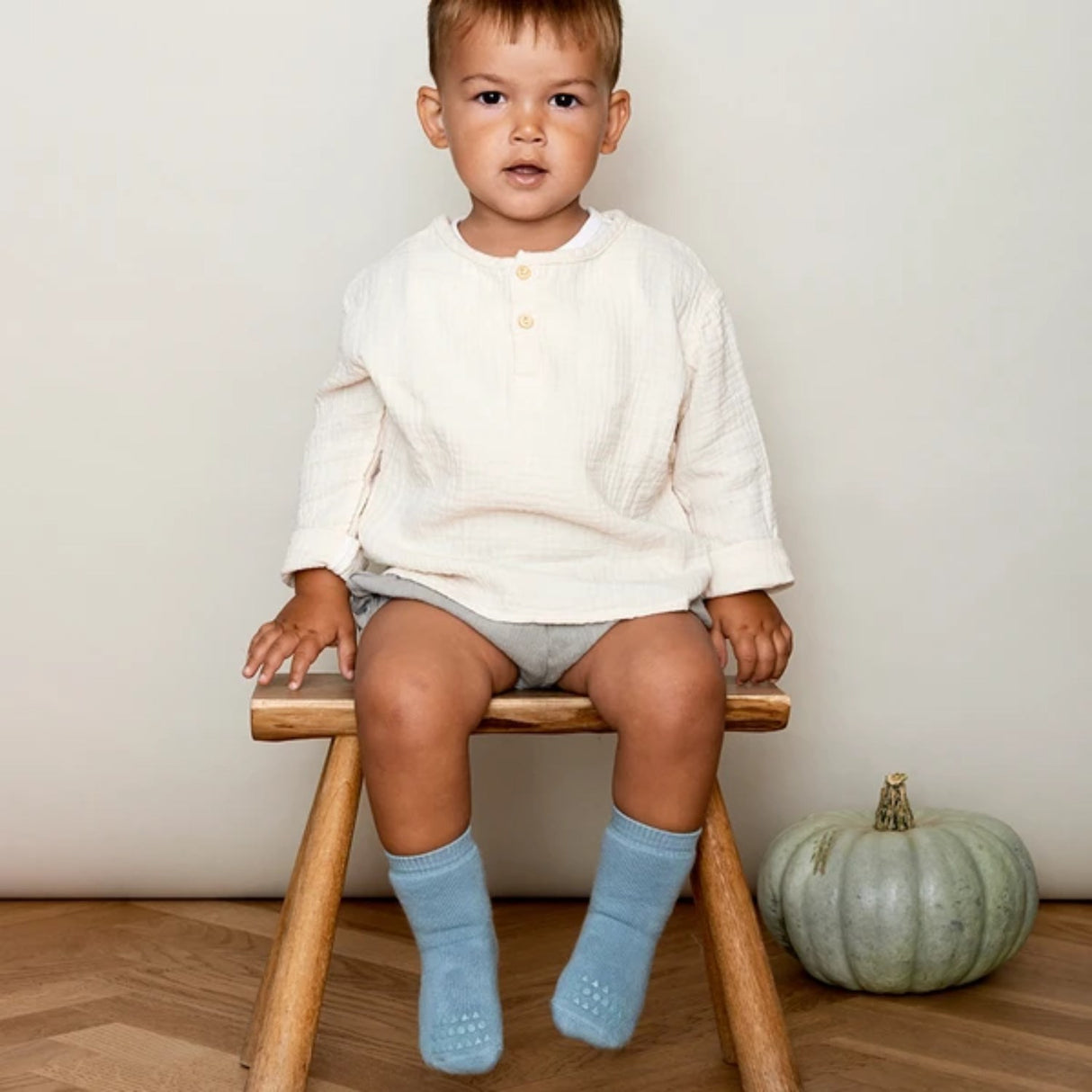 Gobabygo Dusty Blue Non Slip Strømper Organic Bomull