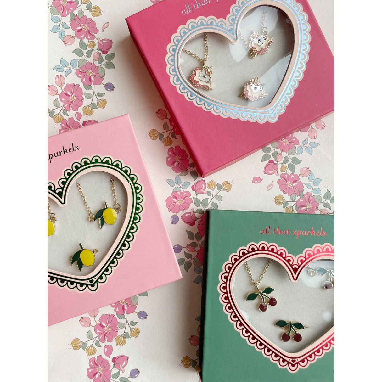 Konges Sløjd Gold Cherry Jewelry Sett