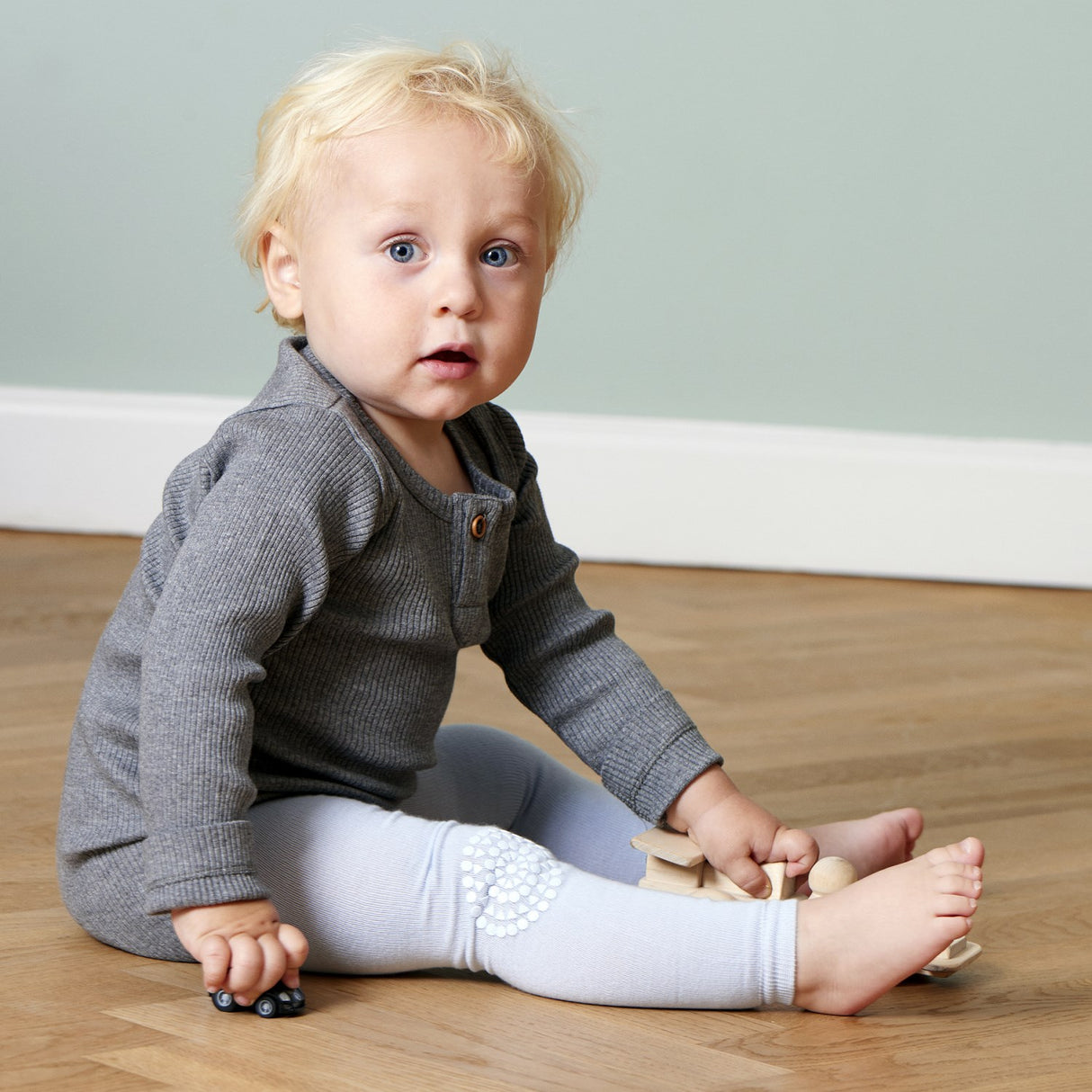 Gobabygo Sky Blue Crawling Leggings Organic Bomull