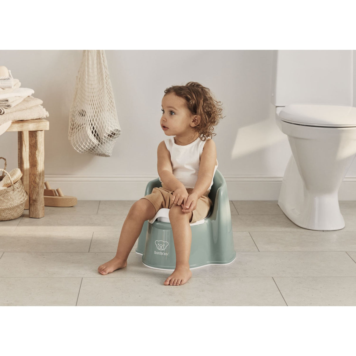 BabyBjörn Grey Green/White Pottestol