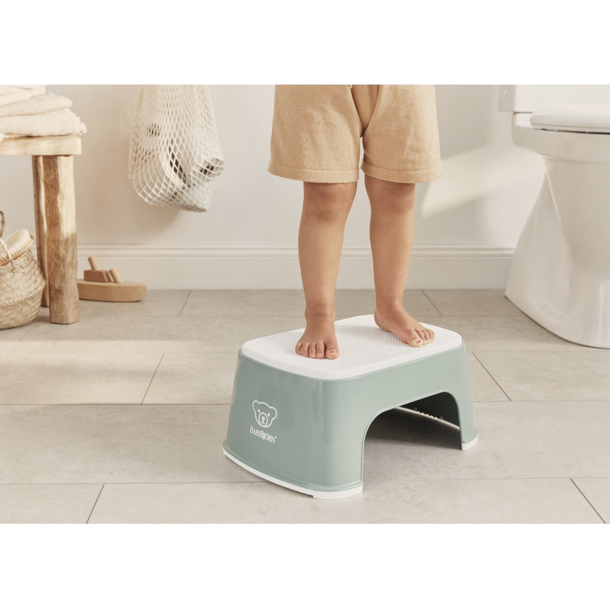 BabyBjörn Grey Green/White Børnetaburet