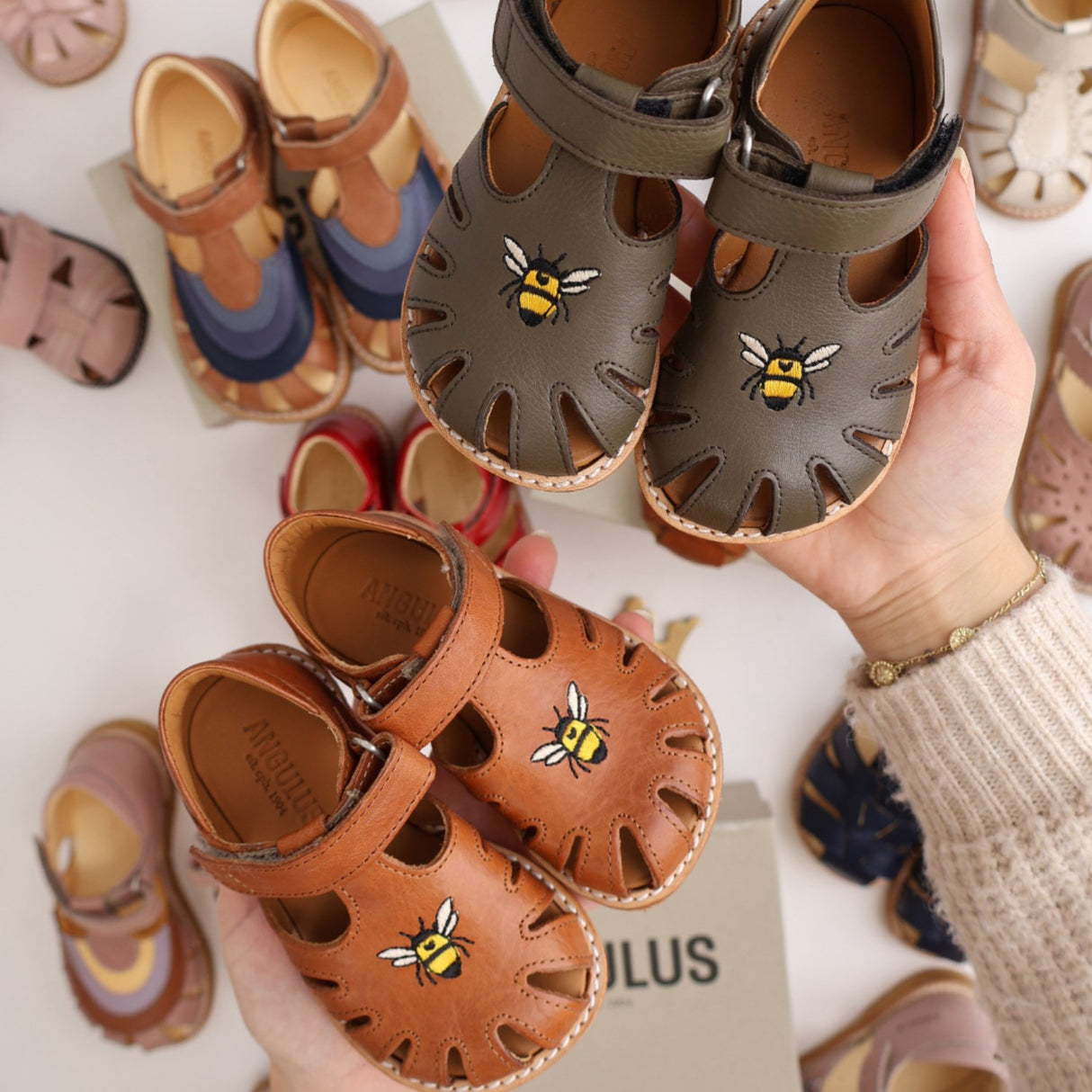 Angulus Forrest Begynner Sandal Med Bi Broderi