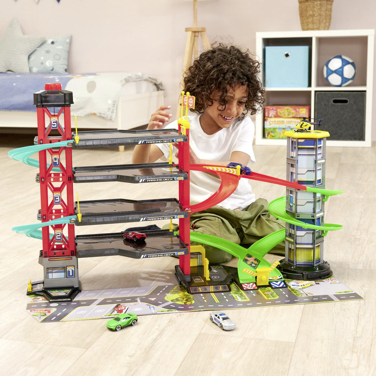 Dickie Toys Parkeringshus Med 4 Biler