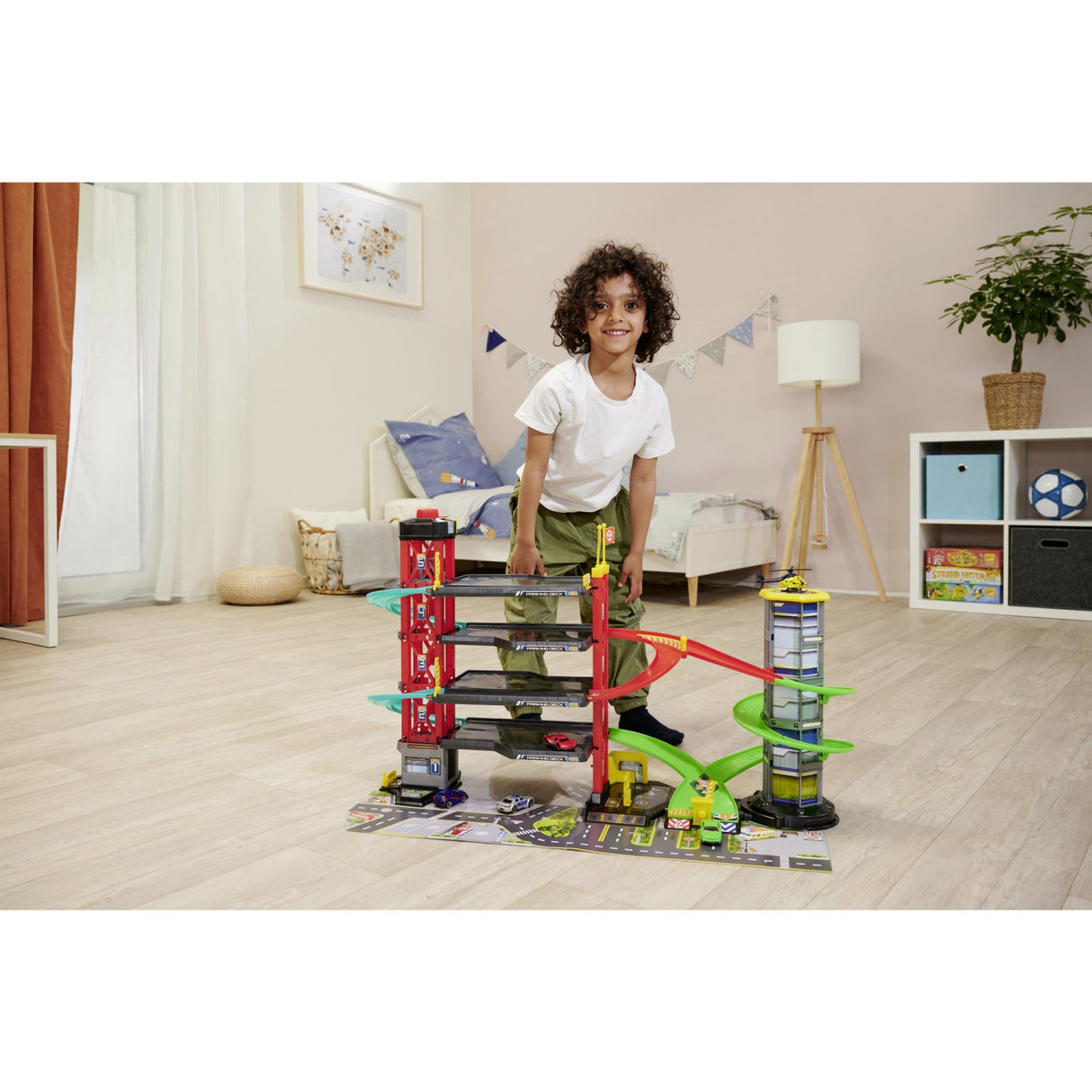 Dickie Toys Parkeringshus Med 4 Biler