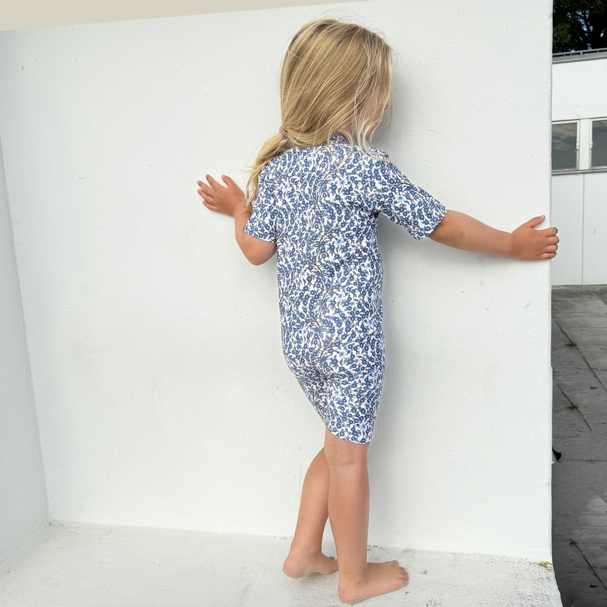 Petit Crabe Empress B Natsu Sunsuit S/S - Made Med Liberty© Stoff