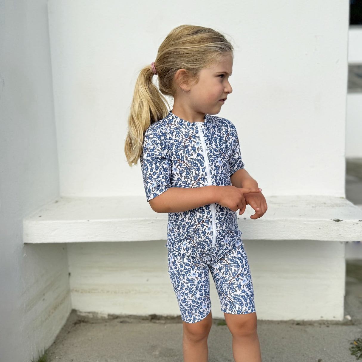 Petit Crabe Empress B Natsu Sunsuit S/S - Made Med Liberty© Stoff