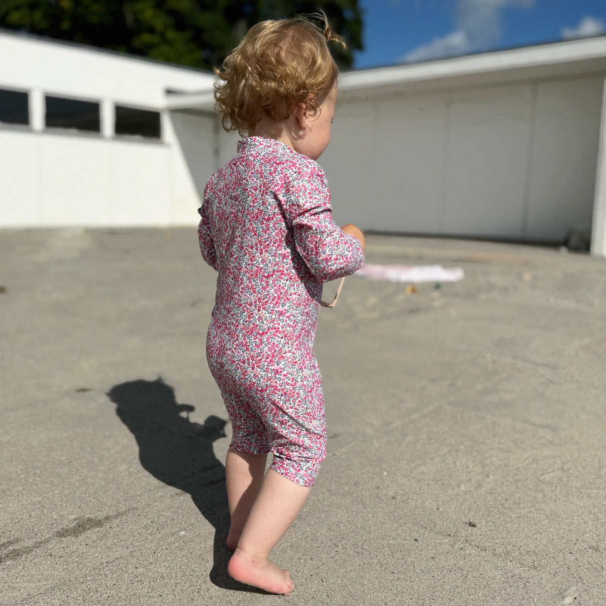 Petit Crabe Wiltshire Bud Combi Sunsuit - Made Med Liberty© Stoff