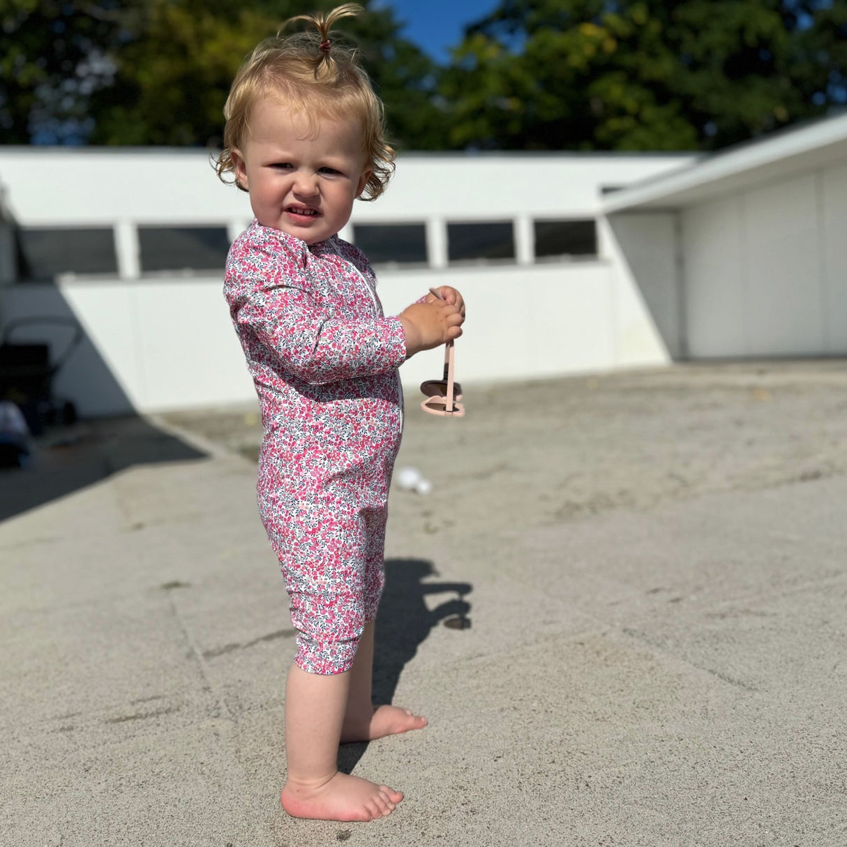 Petit Crabe Wiltshire Bud Combi Sunsuit - Made Med Liberty© Stoff