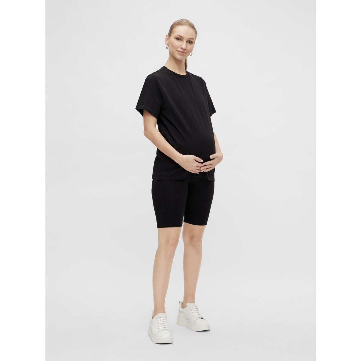 Mama;licious Black Mlsally Solid T-Shirt & Shorts Sett Noos