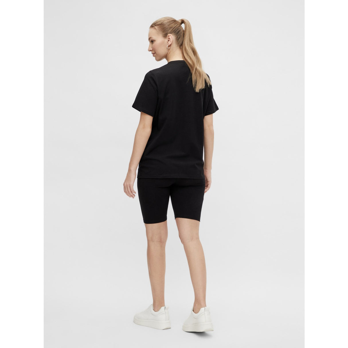 Mama;licious Black Mlsally Solid T-Shirt & Shorts Sett Noos