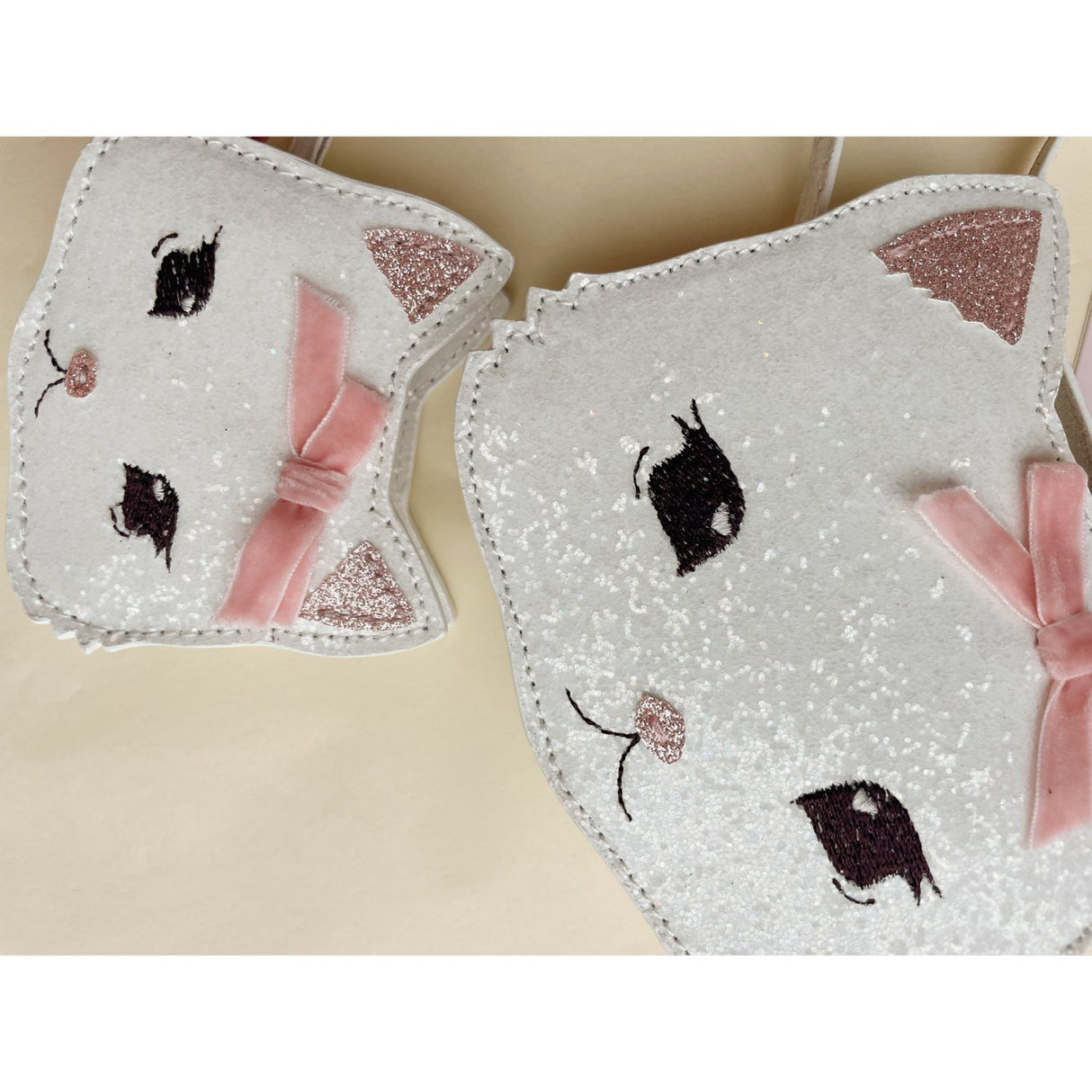 Konges Sløjd Buttercream Tut Kitty Shoulder Veske