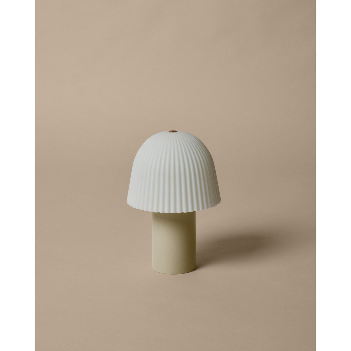 Ferm Living Cashmere/White Frill Portable Lampe