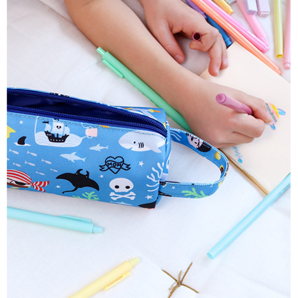 A Little Lovely Company Pirates Pennal