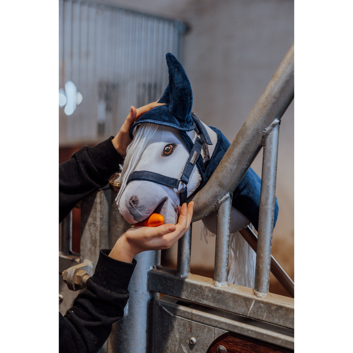 by Astrup Teppe og Hytte, Marinen