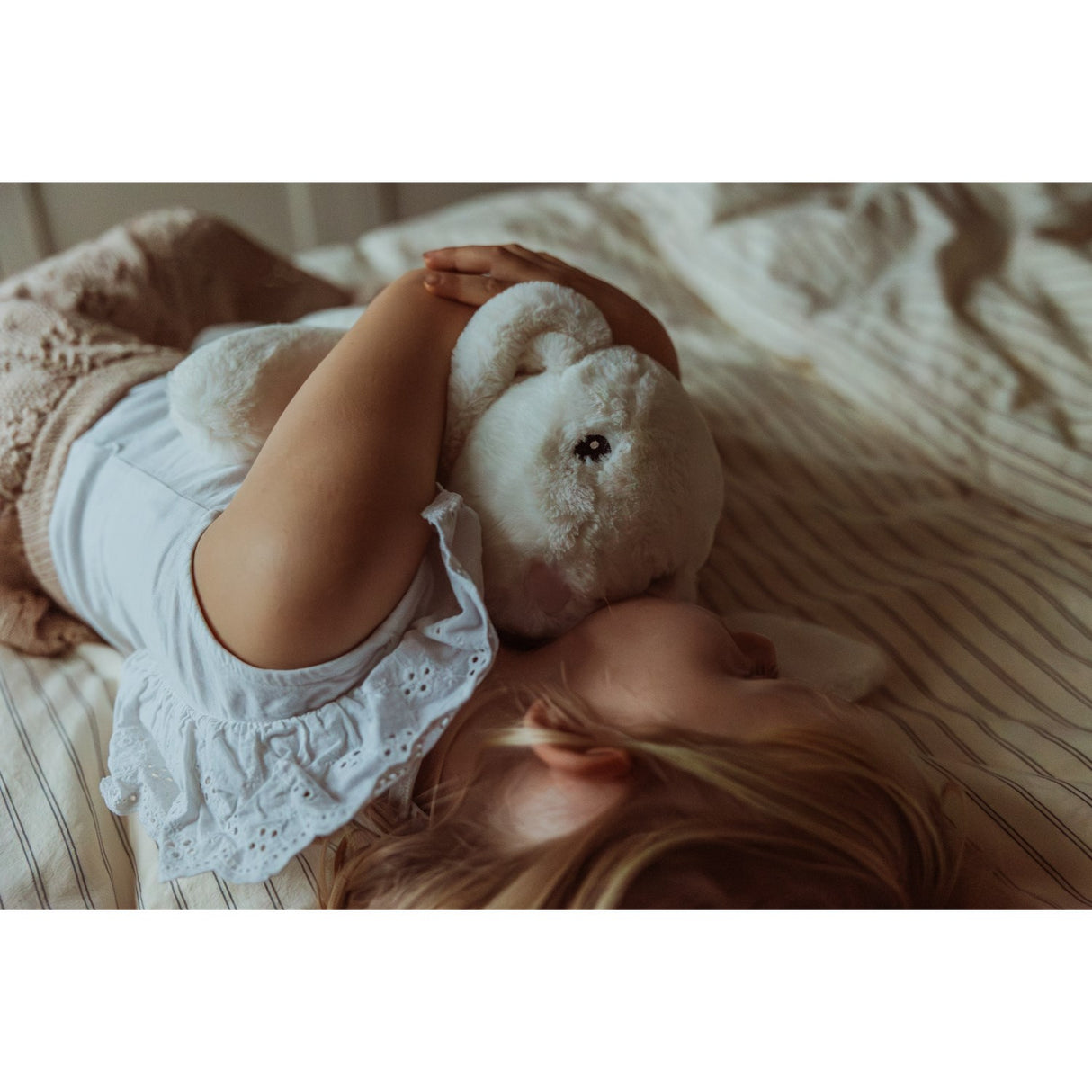 av Astrup Gravitasjonsdyr, Kanin, 1,2 kg.