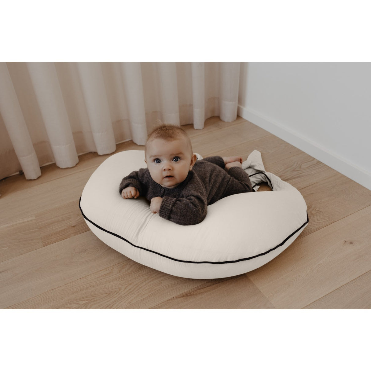 That's Mine X Élhée French Oak Collab Nursing Pute