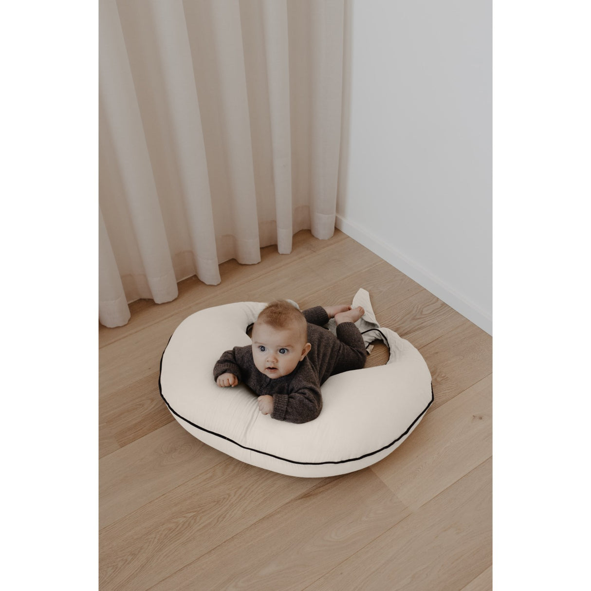 That's Mine X Élhée French Oak Collab Nursing Pute