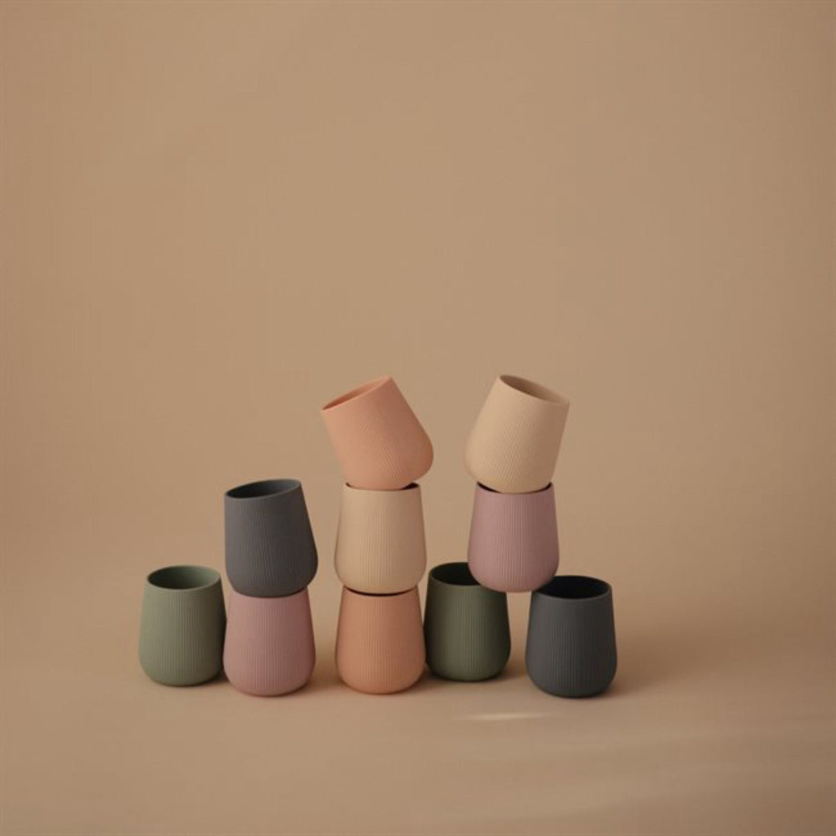 Mushie Shifting Sand Silikon Starter Kopp