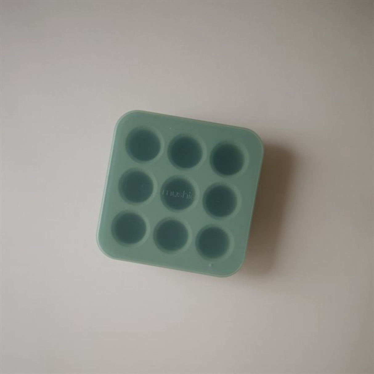 Mushie Cambridge Blue Fresh Food Feeder Freezer Tray