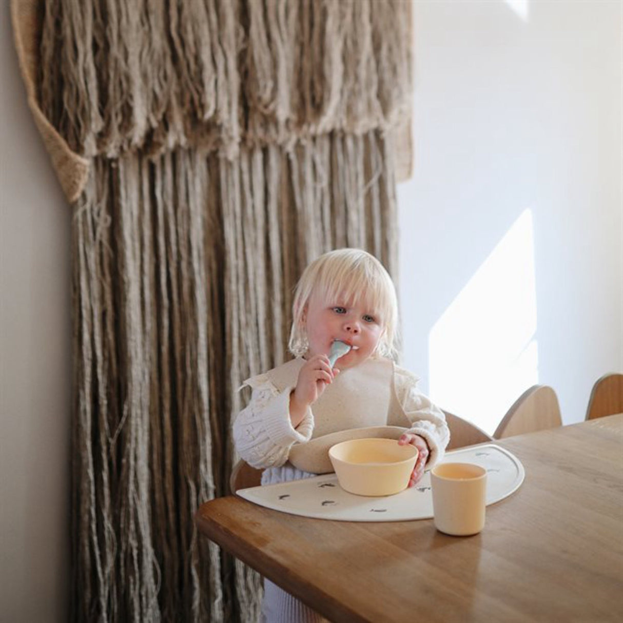 Mushie Cambridge Blue/Shifting Sand Toddler Starter Skjeer 2-Pakning